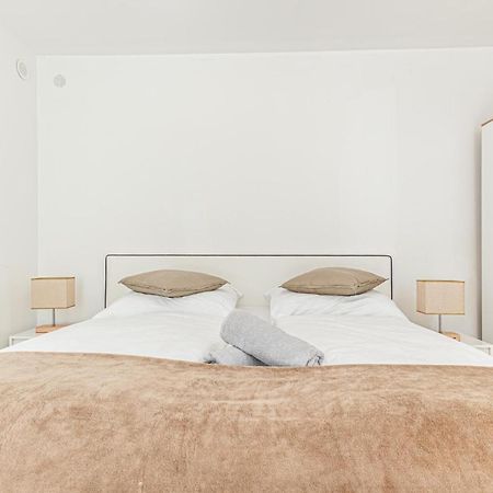City Vibes: 1Br Apt, 10 Min To Westbahnhof 维也纳 外观 照片