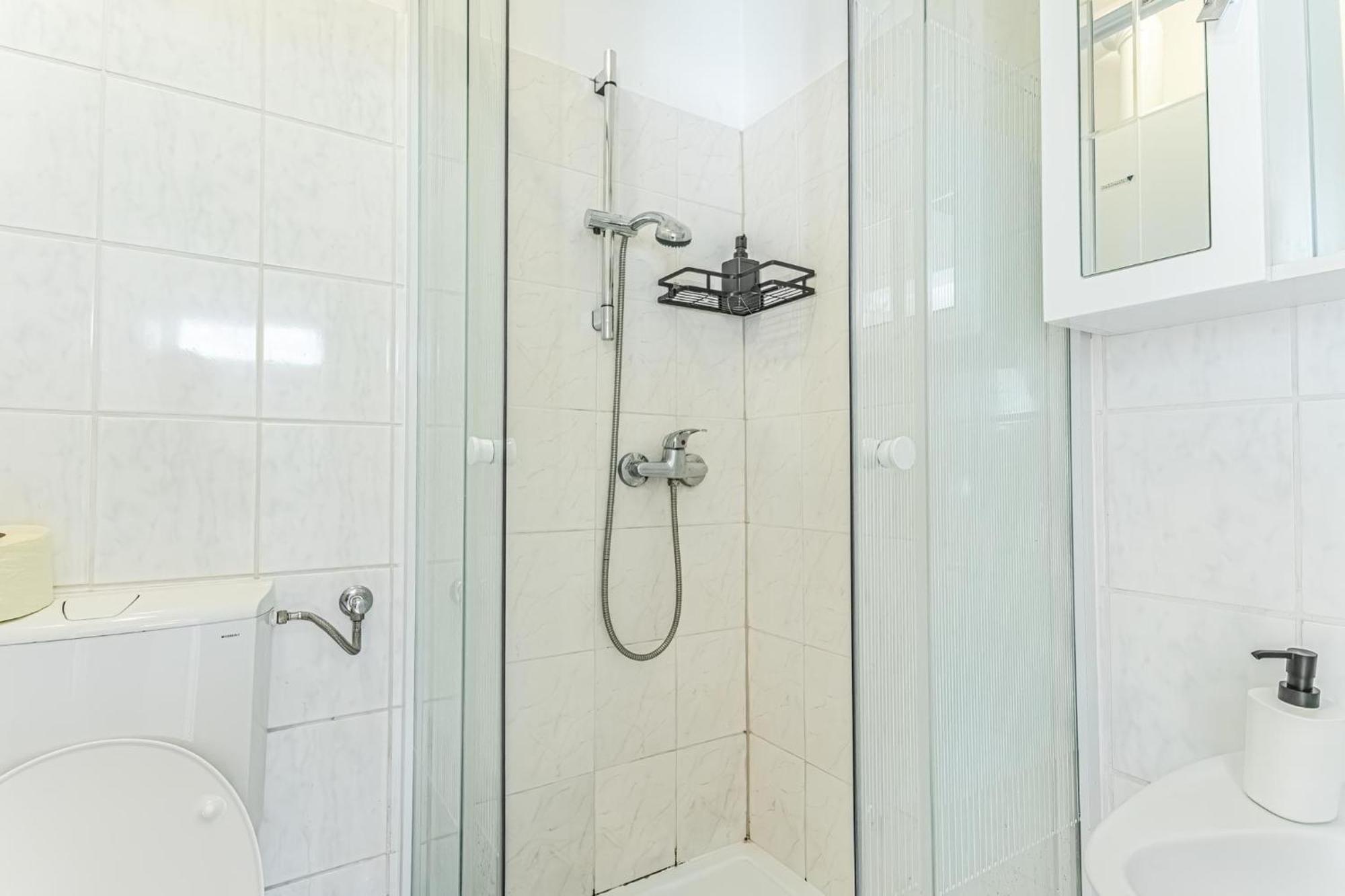 City Vibes: 1Br Apt, 10 Min To Westbahnhof 维也纳 外观 照片